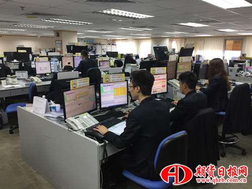 “深港通”模拟交易测试过程相当顺利。（图：香港《大公报》）