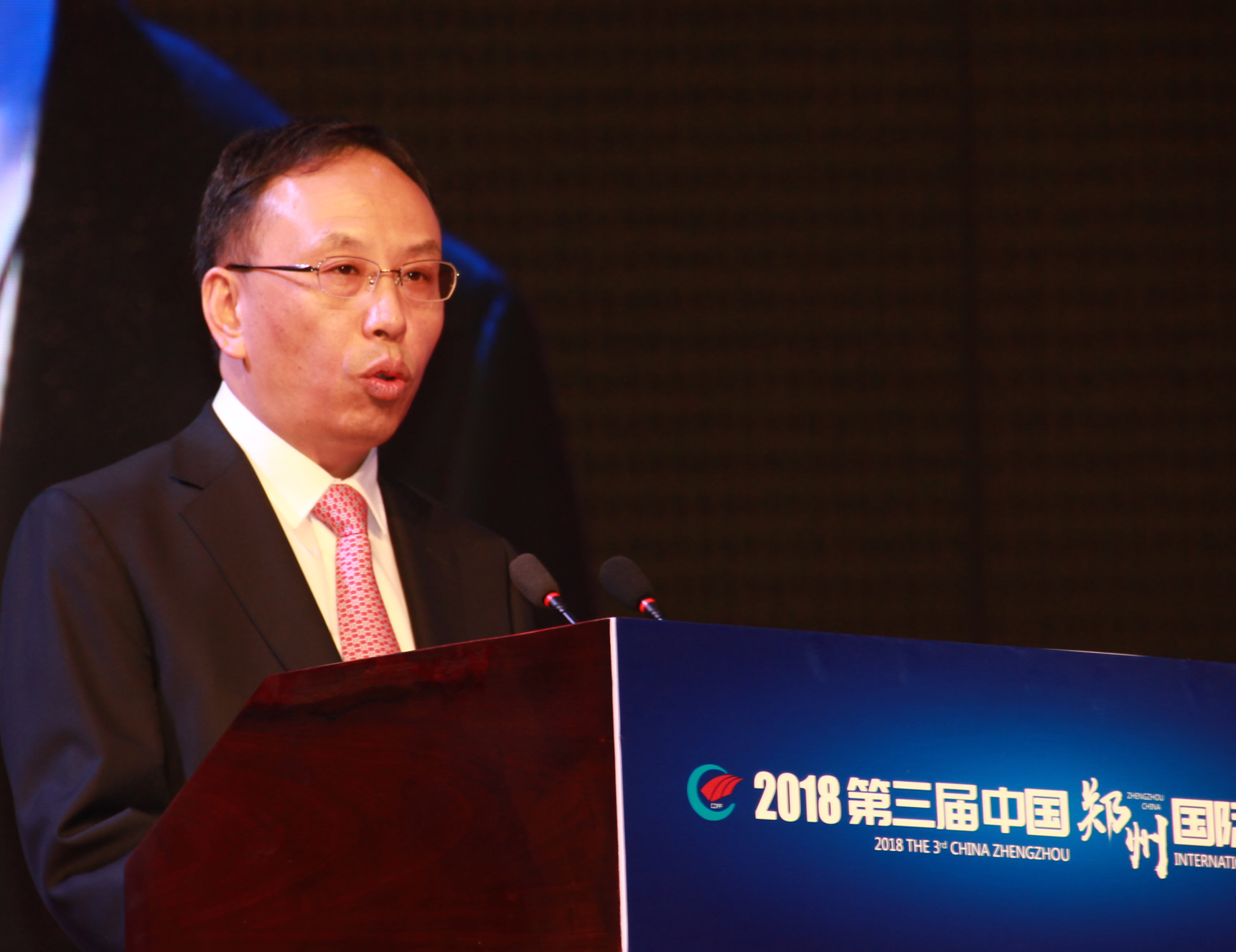 陈华平