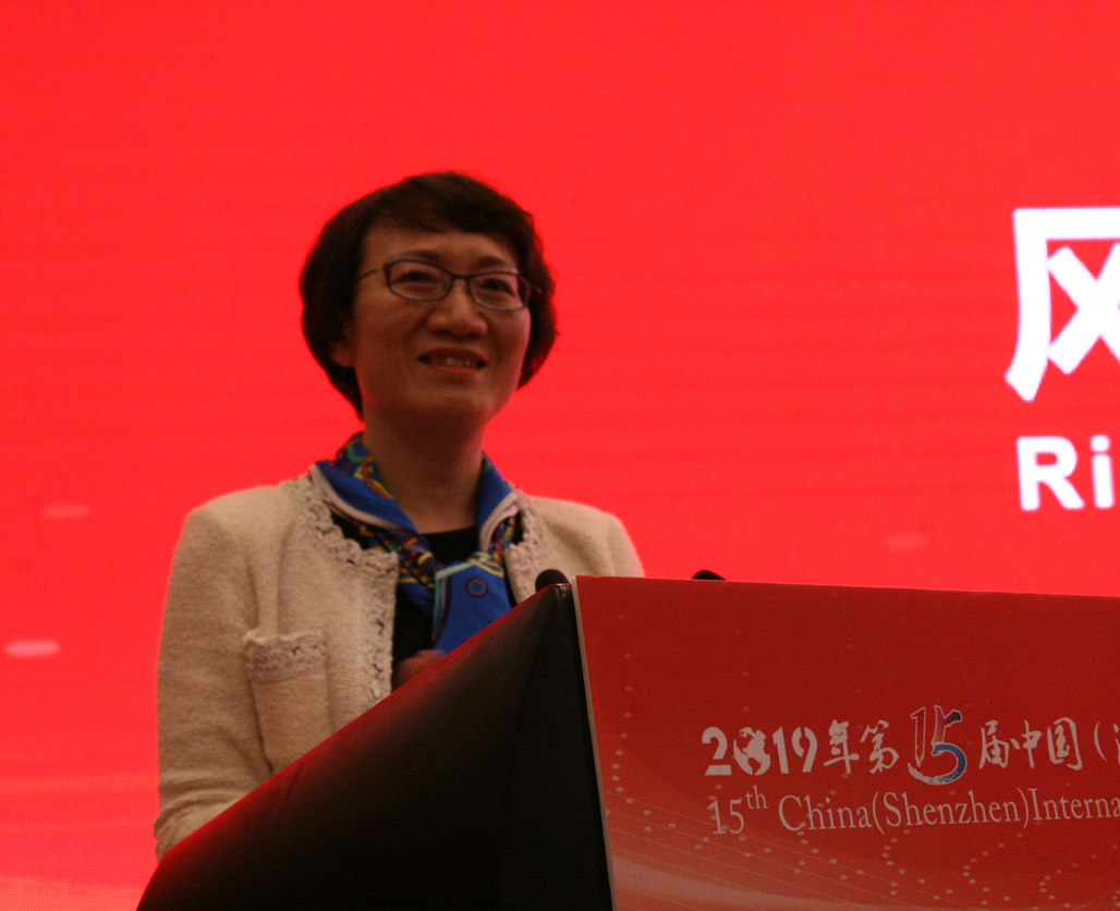 中国民生银行副行长 李 彬