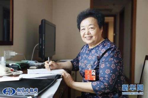 （新华全媒头条·两会特别报道·图文互动）（4）从取得决定性成就到夺取全面胜利——从全国两会看决战决胜脱贫攻坚