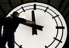 北美和欧洲将分别于11月3日和10月27日开始进入冬令时